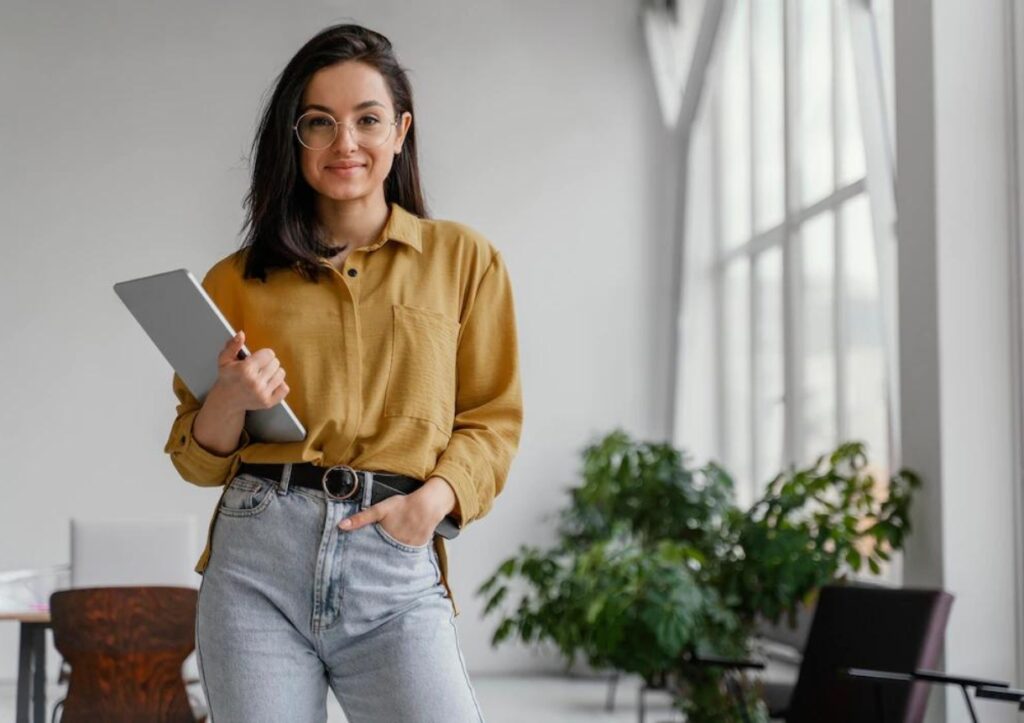 Young businesswoman posing with copy space